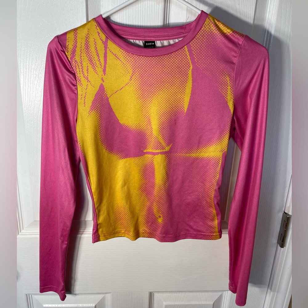 Long sleeve t shirt with yellow and pink design
